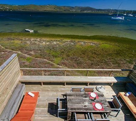 On The Water - Thesen Apartment Knysna Luaran gambar